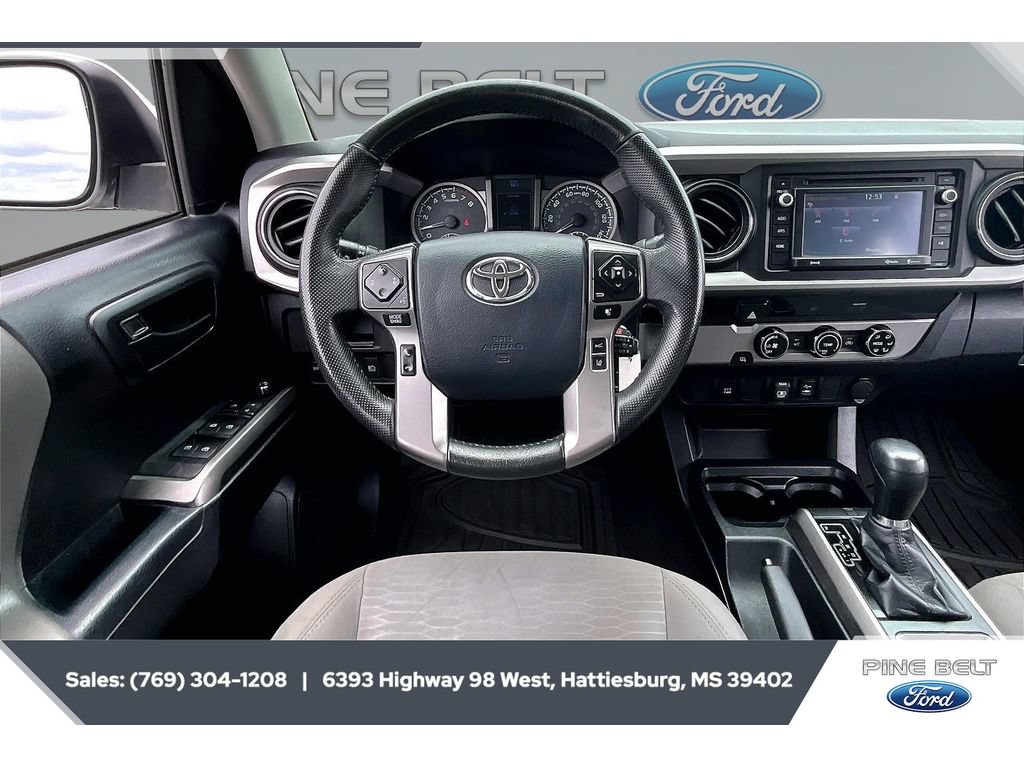 Used 2018 Toyota Tacoma SR5 RWD image 5