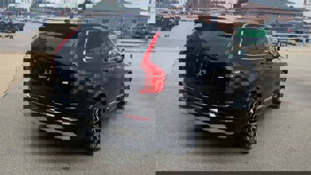 Used 2022 Volvo XC90 T8 Inscription Expression w/ Advanced Package image 9