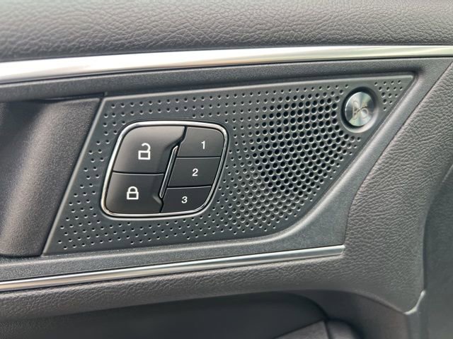 Certified 2024 Ford Edge Titanium w/ Equipment Group 301A image 9