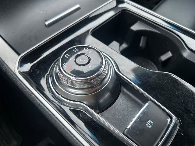 Certified 2020 Ford Edge SEL w/ Cold Weather Package image 29