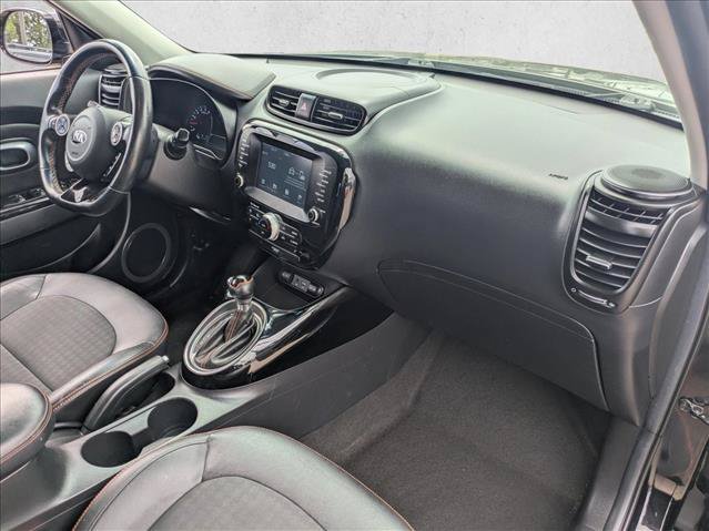 Used 2018 Kia Soul ! FWD image 20