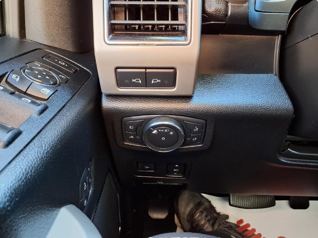 Certified 2019 Ford F250 Lariat w/ Lariat Ultimate Package AWD/4WD image 22