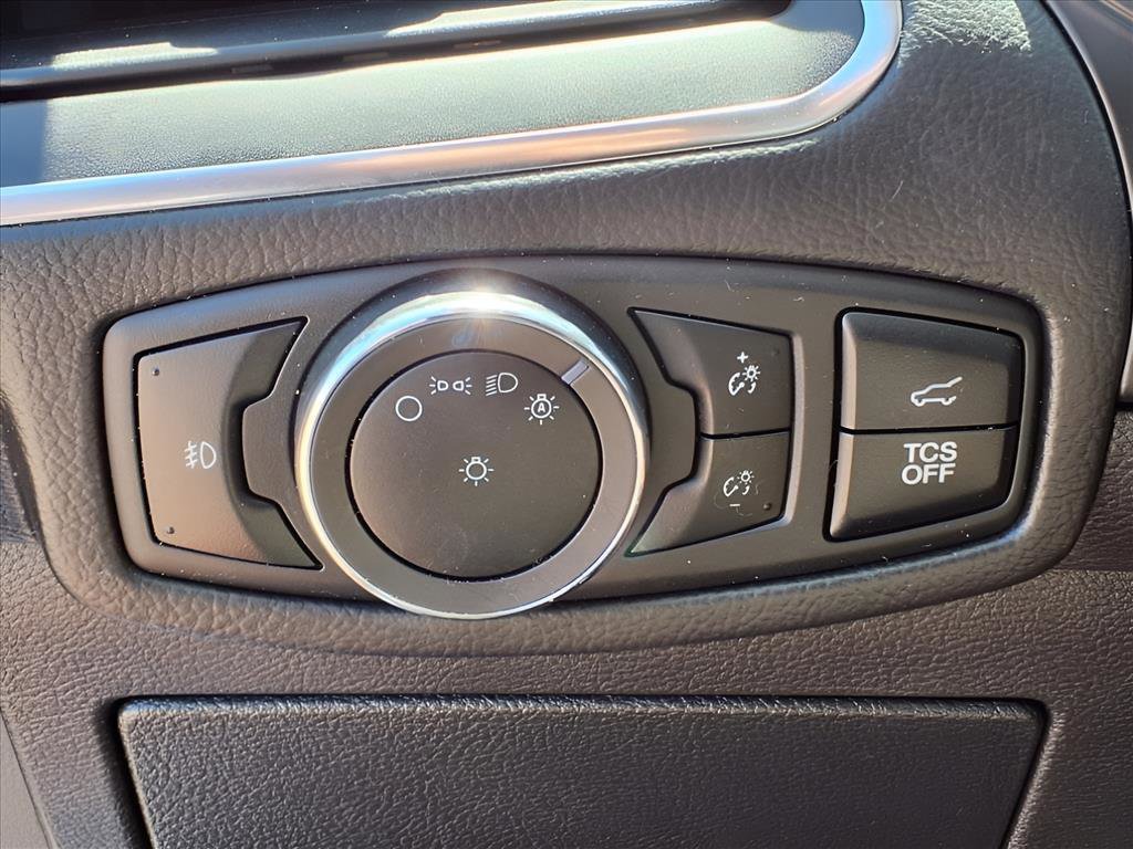 Certified 2024 Ford Edge Titanium image 19