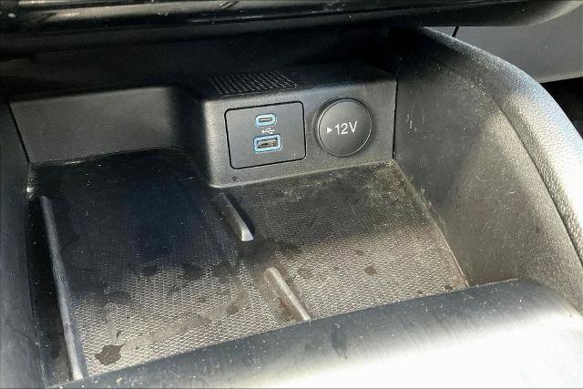 Certified 2022 Ford Escape SEL w/ SEL Stealth AWD Package image 16