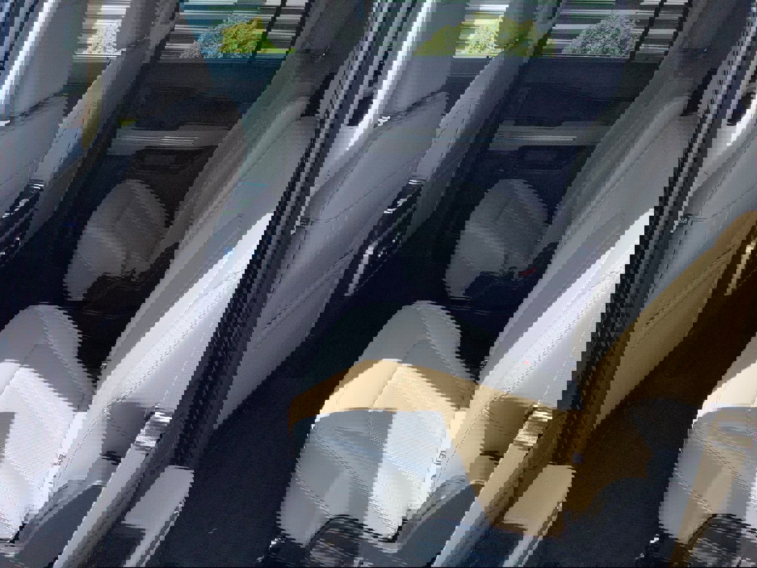 Certified 2023 Ford Expedition Max Limited image 8