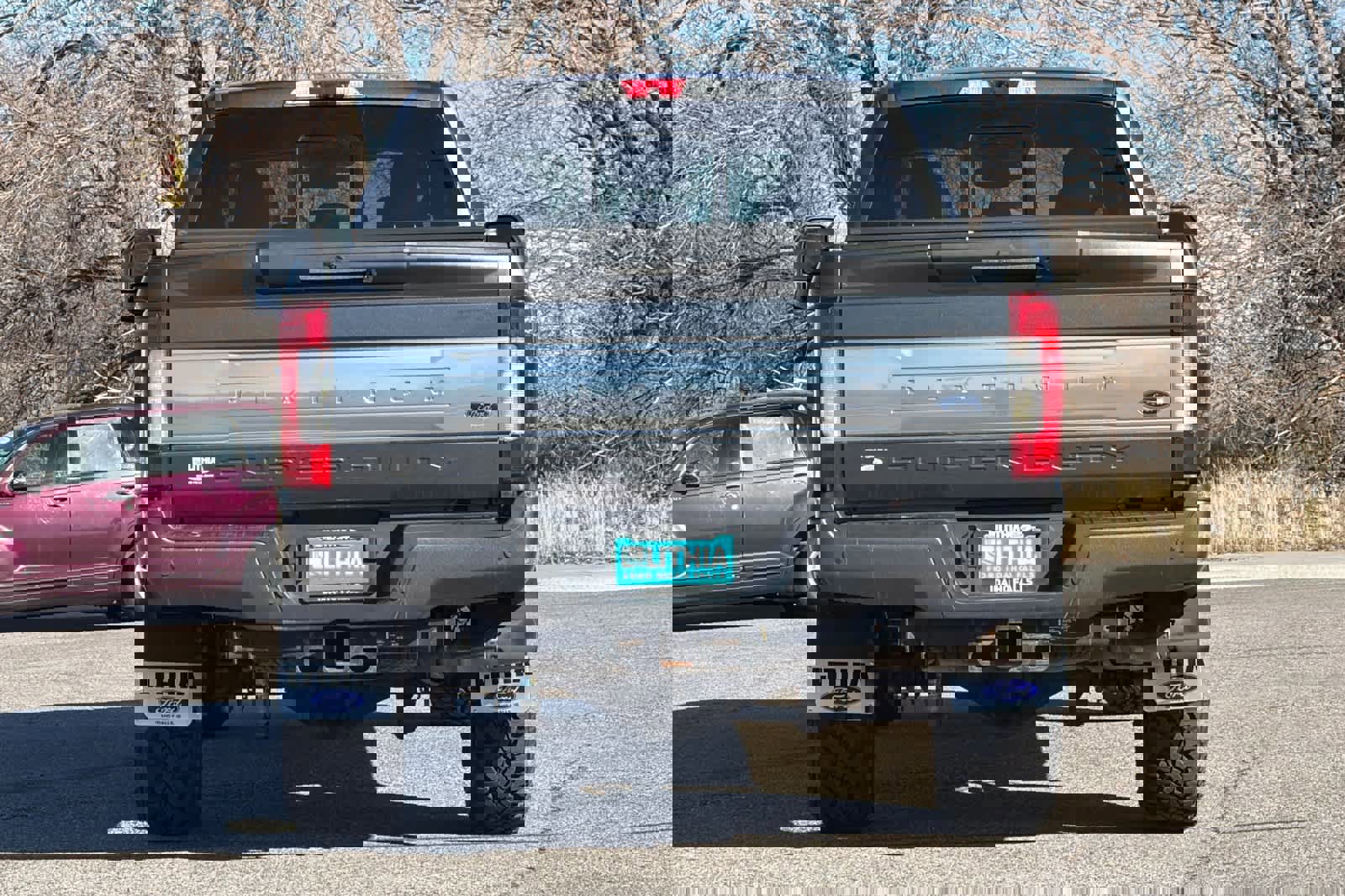 Certified 2019 Ford F350 Platinum w/ Platinum Ultimate Package image 4