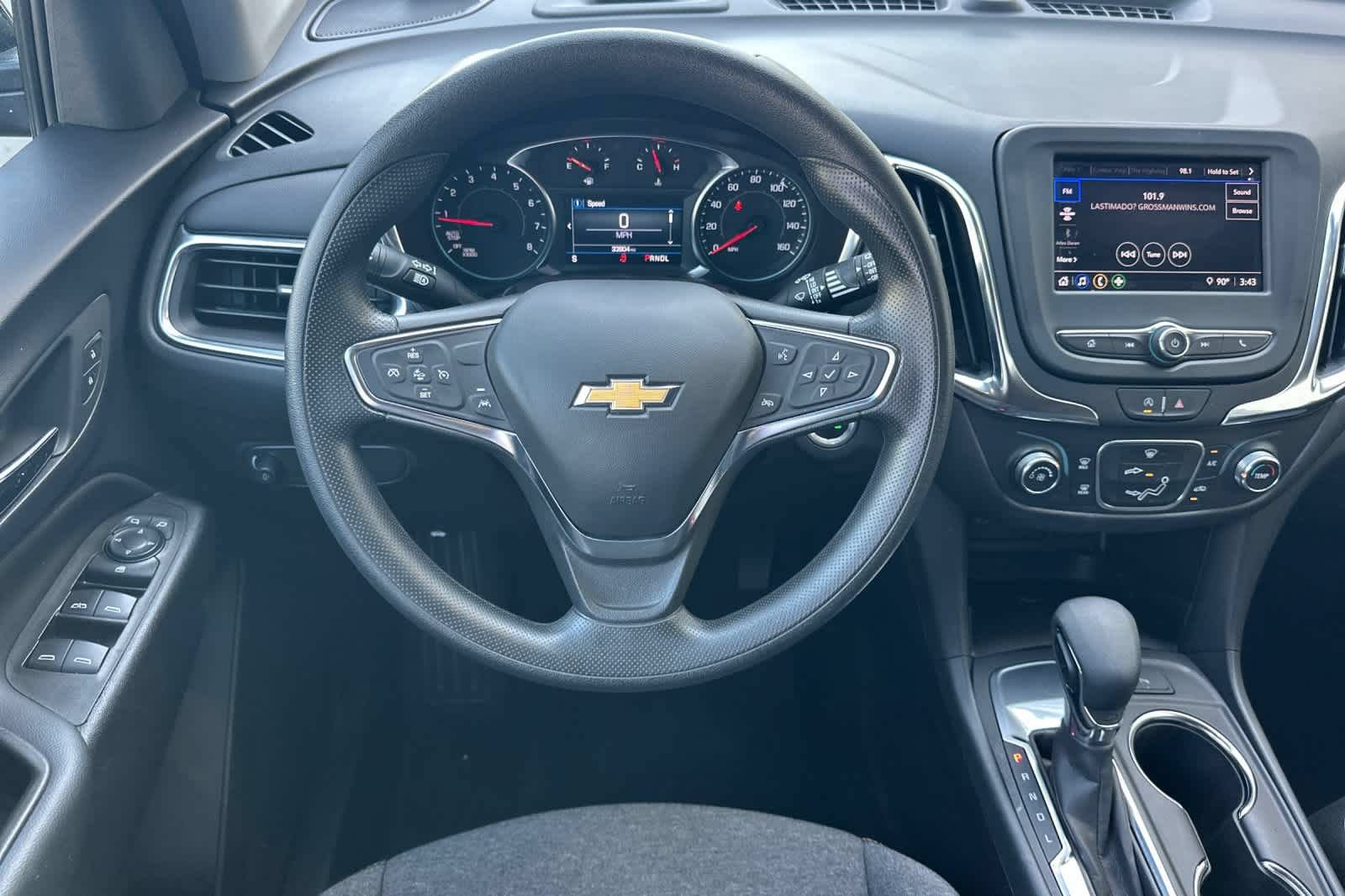 Used 2024 Chevrolet Equinox LT FWD image 15