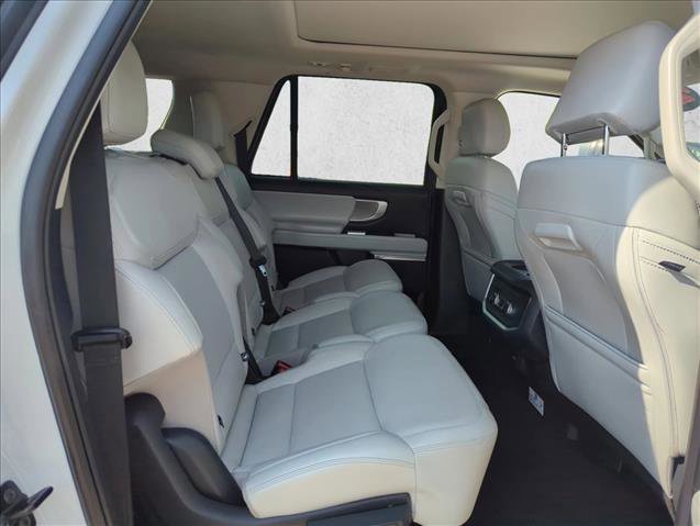 Certified 2025 Ford Expedition Max Platinum AWD/4WD image 20