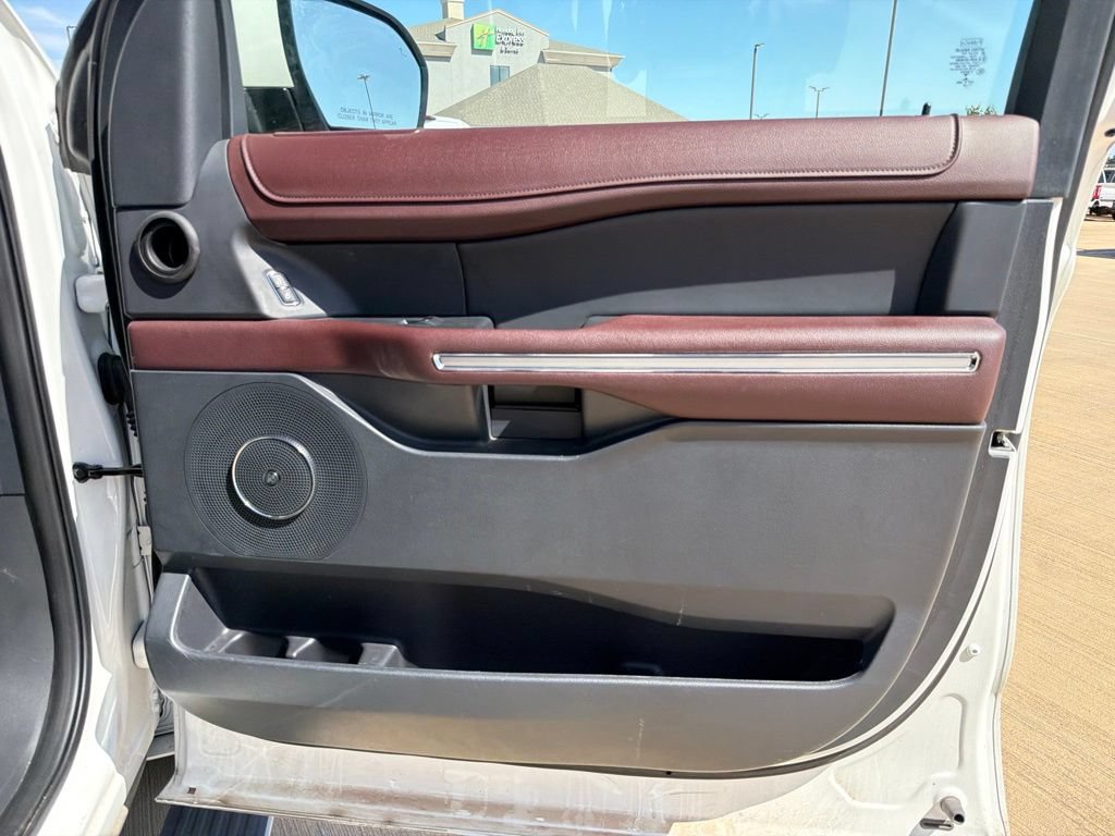 Certified 2022 Ford Expedition Limited AWD/4WD image 15