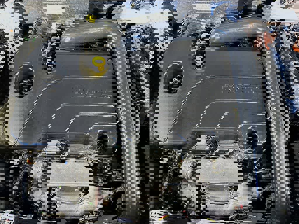 Used 2024 GMC Terrain SLT image 12