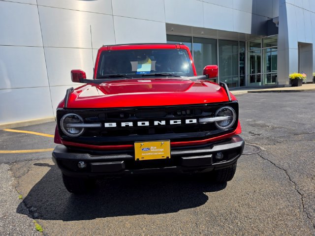 Certified 2024 Ford Bronco Outer Banks AWD/4WD image 11