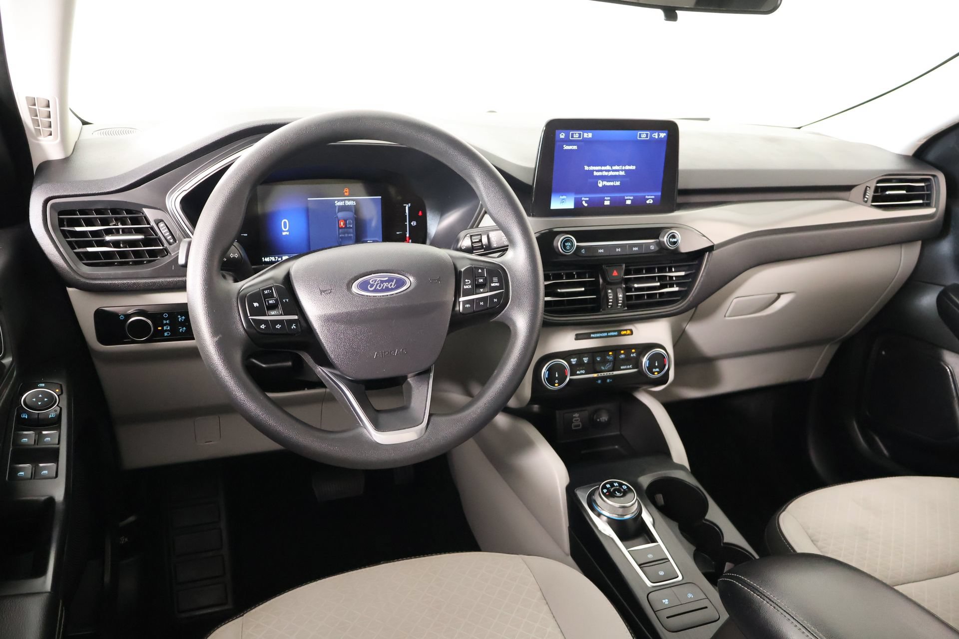 Certified 2025 Ford Escape Active FWD image 2