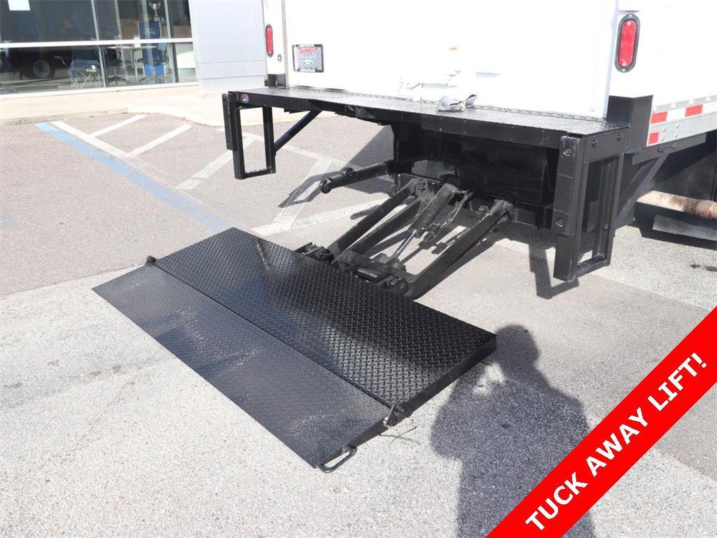 Certified 2022 Ford E-450 and Econoline 450 Super Duty w/ Power Windows & Locks Group image 9