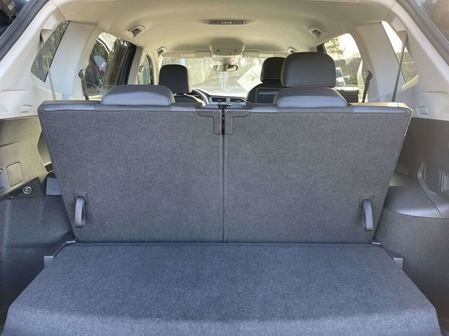 Used 2024 Volkswagen Tiguan Wolfsburg Edition image 11