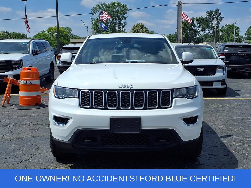 Used 2019 Jeep Grand Cherokee Laredo AWD/4WD image 21