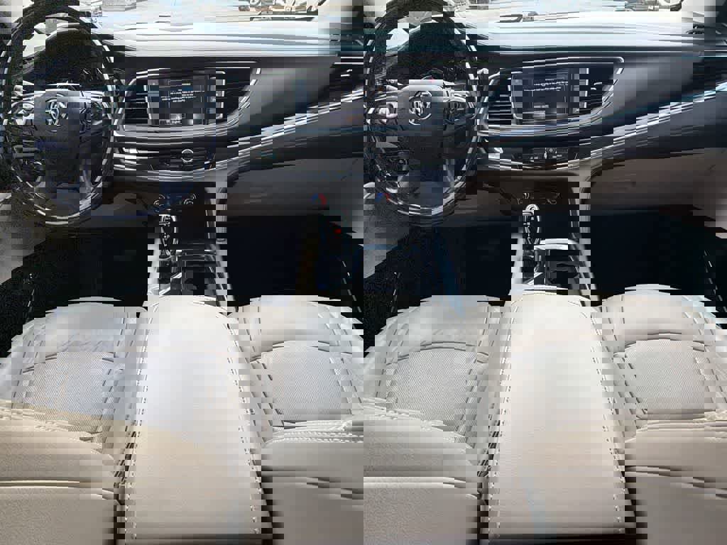 Used 2018 Buick Enclave Premium image 21