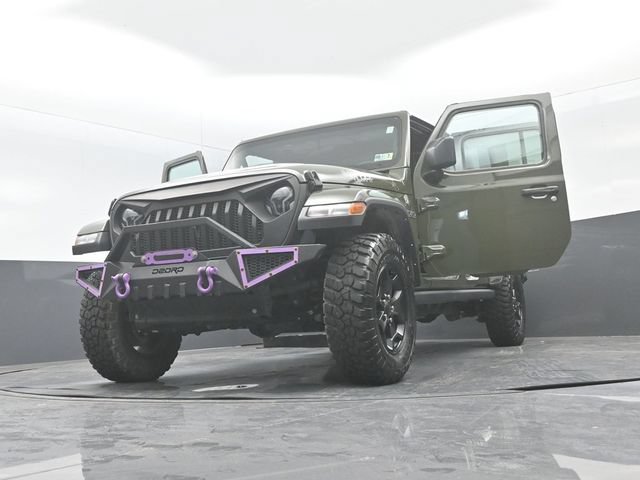 Used 2023 Jeep Gladiator Sport AWD/4WD image 29