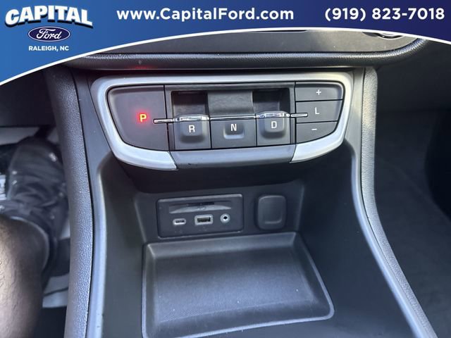 Used 2023 GMC Terrain SLT w/ Tech Package image 30