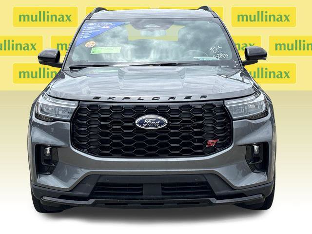 Certified 2025 Ford Explorer ST AWD/4WD image 16