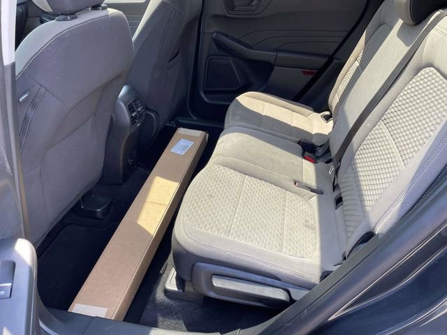 Certified 2022 Ford Escape SE w/ SE Sport Appearance Package FWD image 11