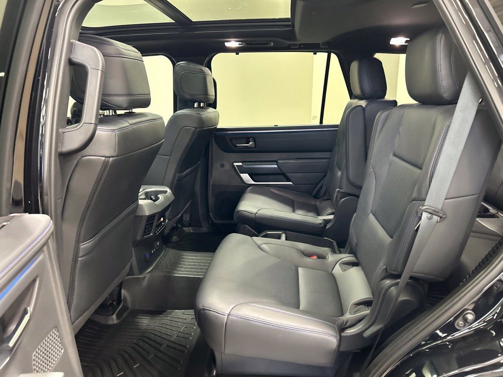 Used 2024 Toyota Sequoia Platinum AWD/4WD image 30