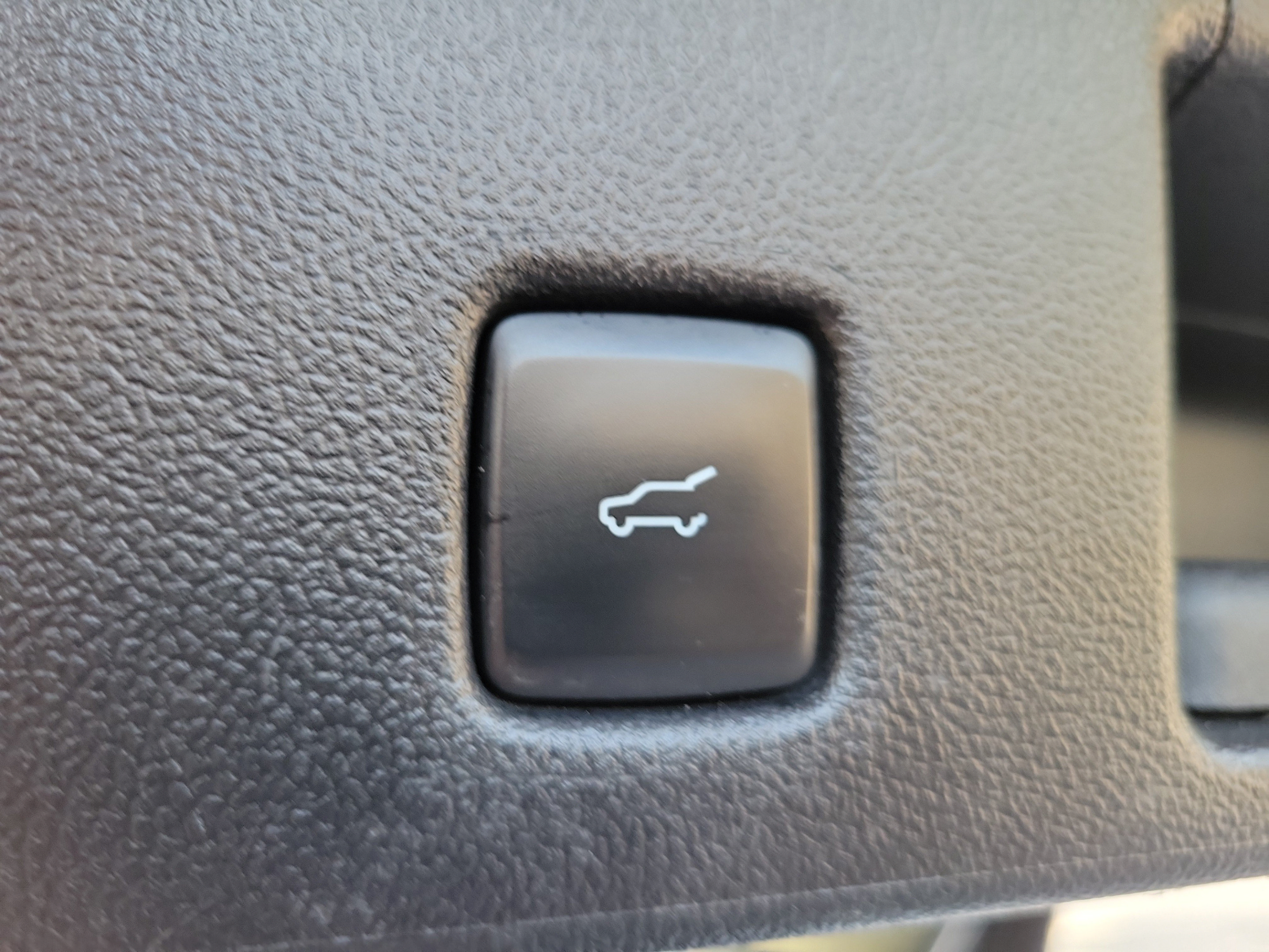 Certified 2022 Ford Escape SEL AWD/4WD image 8
