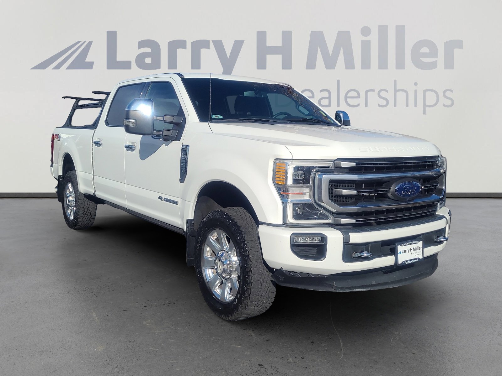 Certified 2022 Ford F350 Platinum w/ FX4 Off-Road Package image 7