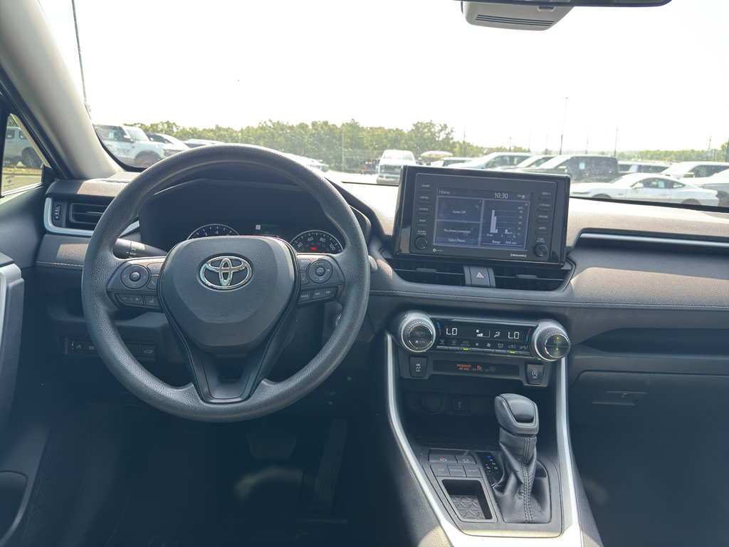 Used 2022 Toyota RAV4 XLE w/ Convenience Package FWD image 10