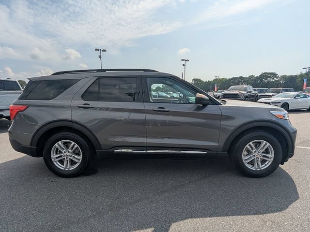 Certified 2022 Ford Explorer XLT RWD image 2