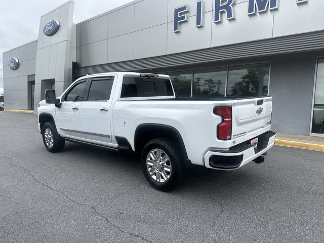 Used 2025 Chevrolet Silverado 2500 High Country w/ High Country Premium Package AWD/4WD image 8