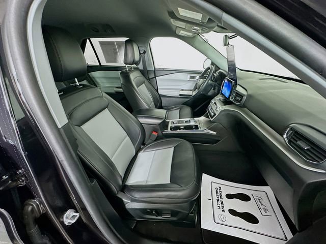 Certified 2023 Ford Explorer XLT w/ Equipment Group 202A image 35