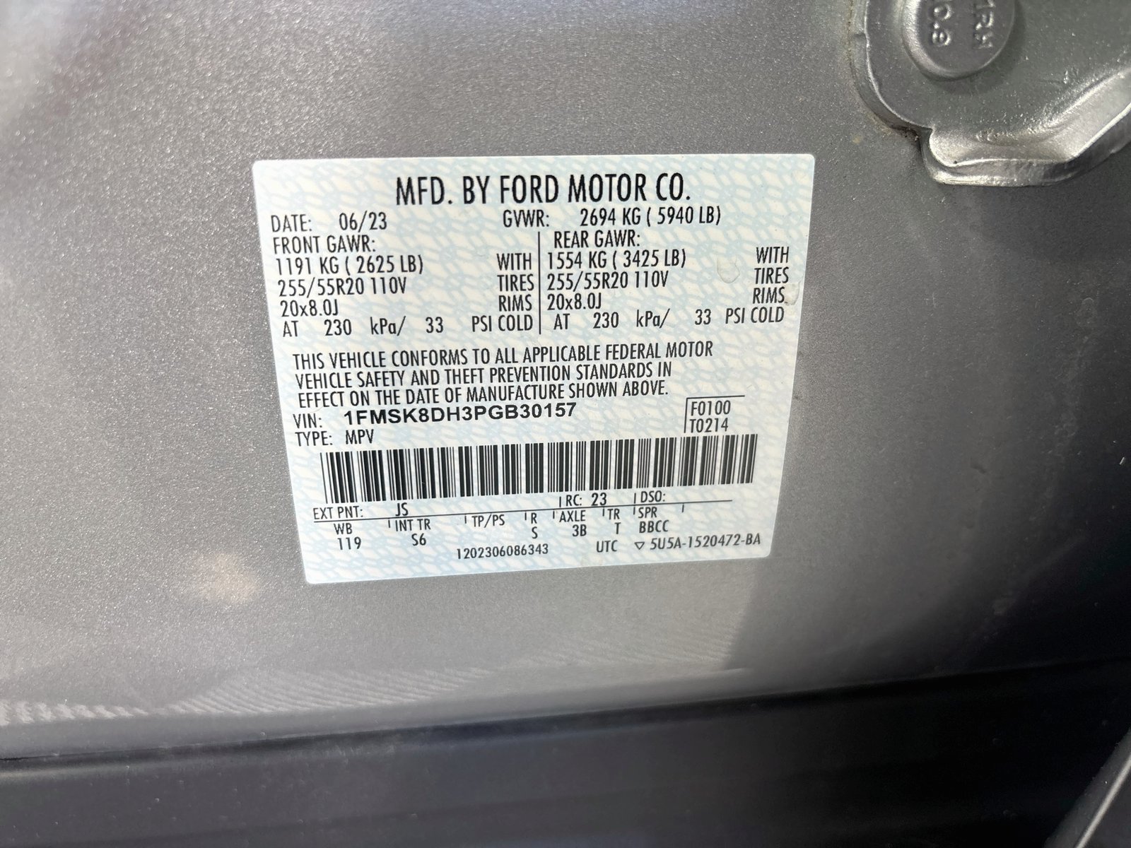 Certified 2023 Ford Explorer XLT w/ Equipment Group 202A AWD/4WD image 32