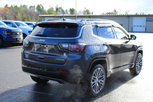Used 2022 Jeep Compass Limited w/ Elite Group AWD/4WD image 5