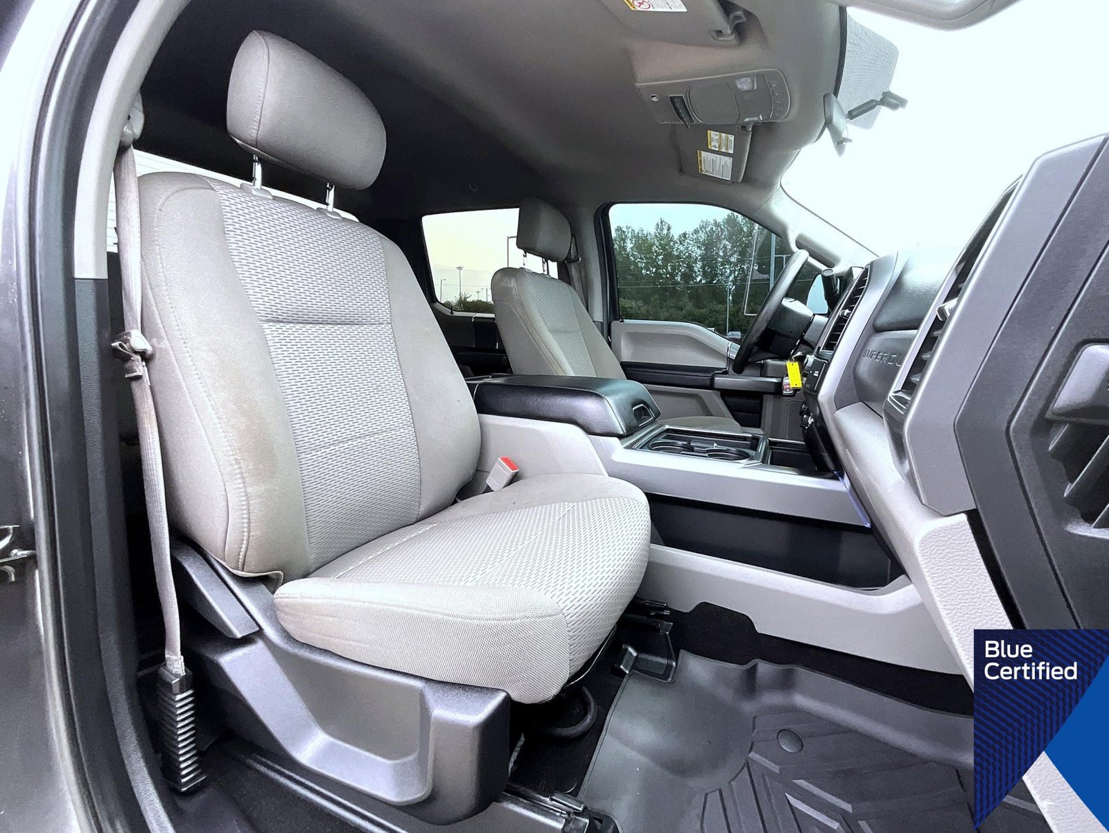Certified 2019 Ford F250 XLT w/ XLT Premium Package AWD/4WD image 17