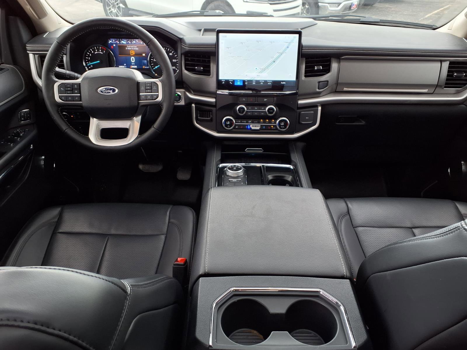 Certified 2024 Ford Expedition XLT image 8