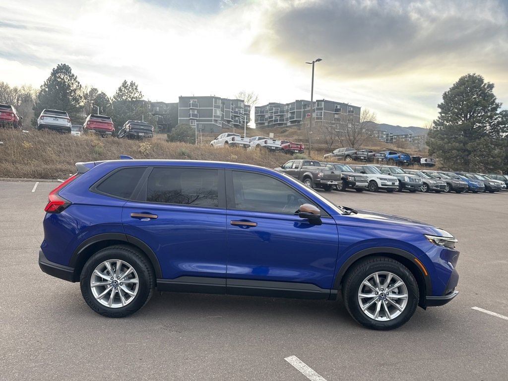 Used 2025 Honda CR-V EX-L image 6