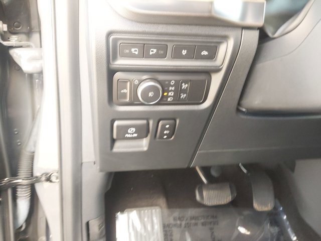 Certified 2021 Ford F150 Raptor w/ Equipment Group 801A High image 16