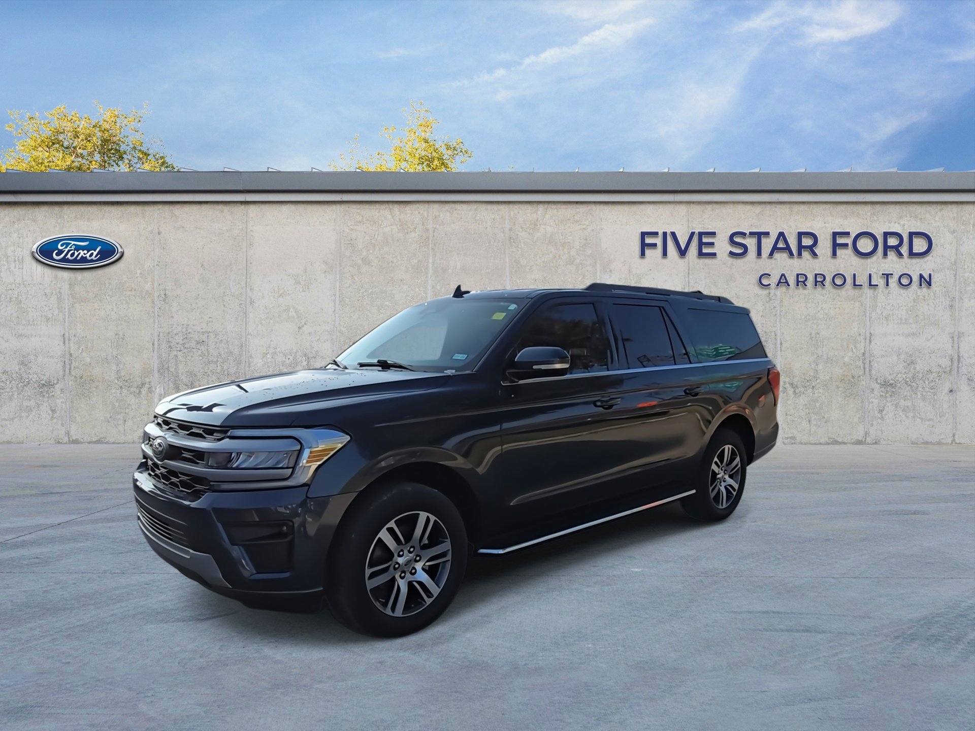 Certified 2022 Ford Expedition Max XLT image 5