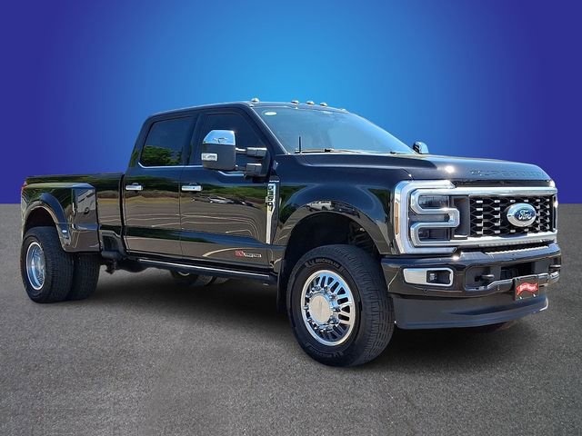 Certified 2026 Ford F350 Platinum w/ Platinum Plus Package AWD/4WD image 3