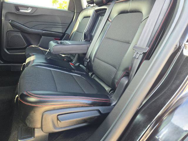 Certified 2025 Ford Escape ST-Line Select AWD/4WD image 16