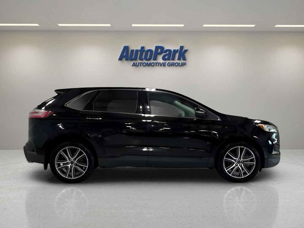 Certified 2021 Ford Edge Titanium w/ Canadian Touring Package AWD/4WD image 8