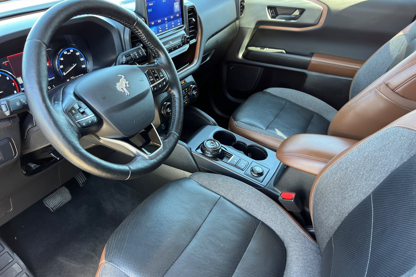 Certified 2021 Ford Bronco Sport Outer Banks w/ Outer Banks Package (96D) AWD/4WD image 12