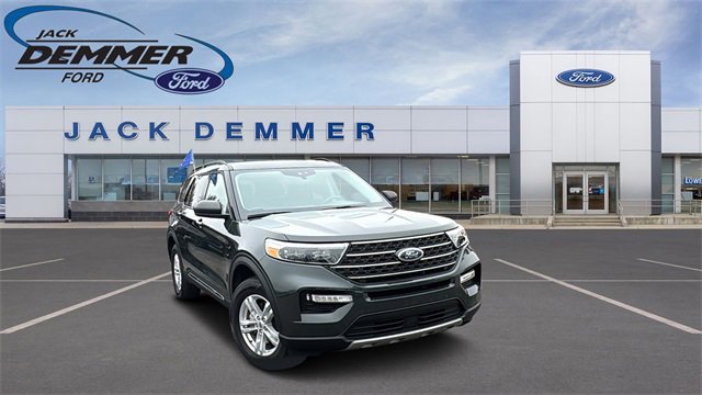 Certified 2023 Ford Explorer XLT w/ Equipment Group 202A image 7