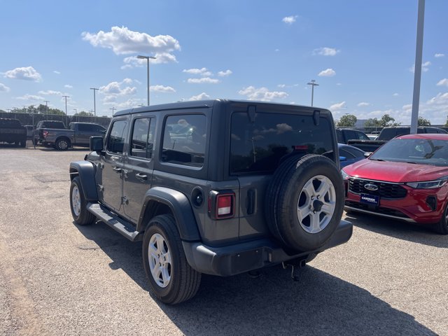 Used 2021 Jeep Wrangler Unlimited Sport AWD/4WD image 3
