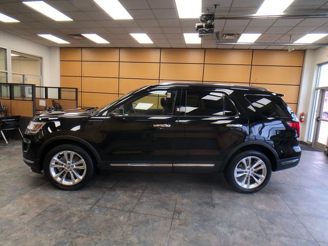 Certified 2018 Ford Explorer Limited w/ Equipment Group 301A image 2