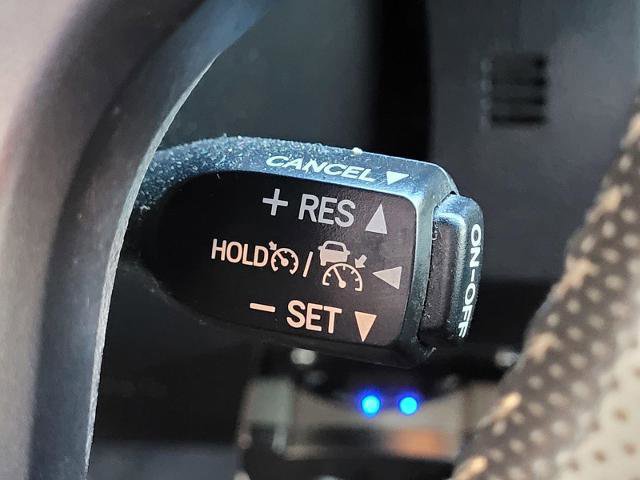 Used 2022 Toyota Tacoma TRD Sport AWD/4WD image 16