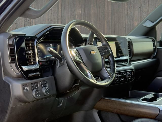 Used 2024 Chevrolet Silverado 2500 High Country w/ High Country Premium Package AWD/4WD image 22