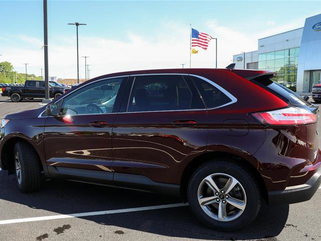Certified 2023 Ford Edge SEL w/ Convenience Package AWD/4WD image 16