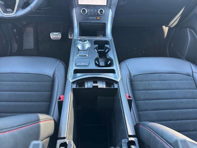 Certified 2024 Ford Edge ST-Line w/ Class II Trailer Tow Package image 18