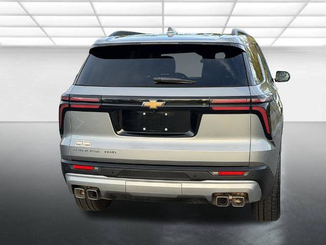Used 2026 Chevrolet Traverse LT AWD/4WD image 10